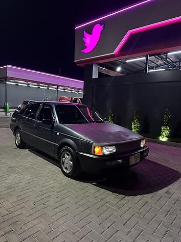 devo damaz: Volkswagen Passat: 1988 г., 1.8 л, Механика, Бензин, Седан — 1