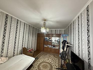 1 комната, 35 м², Пишпек 105 серия, 3 этаж, Требуется ремонт