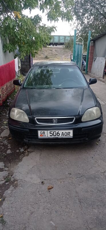 Honda: Honda Civic: 1996 г., Механика, Бензин, Седан