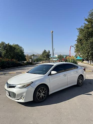 camry universal: Toyota Avalon: 2013 г., 2.5 л, Гибрид, Седан — 1