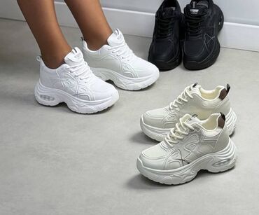 Women's Sneakers and athletic shoes: Bоја - Bela — 9