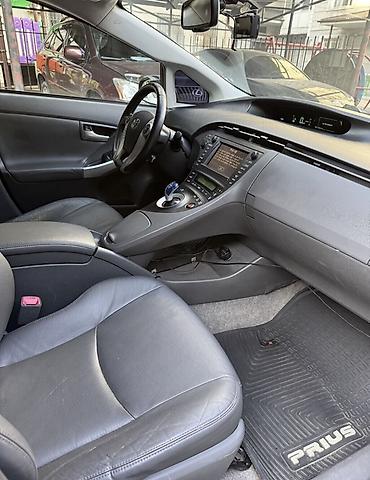 prius 30: Toyota Prius: 2011 г. — 6