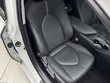 kamri 75: Toyota Camry: 2023 г., 2.5 л, Автомат, Гибрид, Седан — 9