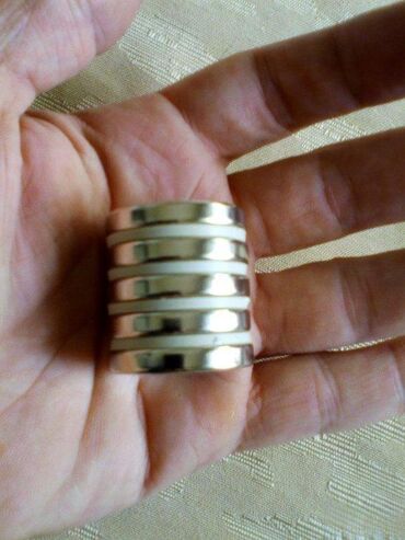 Proizvodi od rolovanog metala, metalni kanali: SAMO POZIV SMS VIBER ZA DOGOVOR 064-012-1234 NA KP PORUKE NE ODGOVARAM — 2