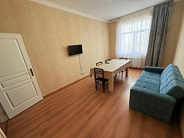 memar ecemi kiraye: Sumqayıt şəhər, Bulvar küçəsi, Mida yaşayış kompleksində, ümumi sahəsi — 5