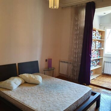 Uzunmüddətli kirayə mənzillər: Menzil GƏNC TAMAŞACILAR TEATIRININ yanında Mənzilin hər bir şəraiti — 6