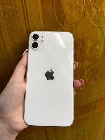 Boşqablar: IPhone 11, Ağ, Face ID