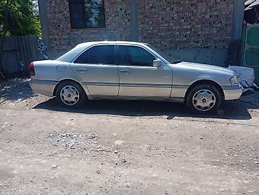 Транспорт: Mercedes-Benz C-Class: 1994 г., Седан — 4