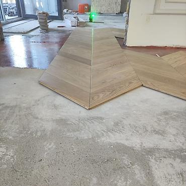 Напольные работы: Укладка Кварц винил, ламинадплинтусов,ковролинлинолеум и наливной — 9