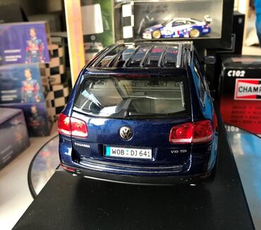 Avtomobil modelləri: 2004 il, 1:18, Dəmir, Ödənişli çatdırılma — 15