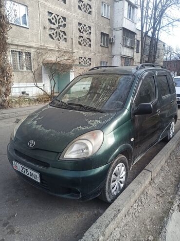 Toyota: Toyota Yaris Verso: 2002 г., 1.5 л, Механика, Бензин, Универсал