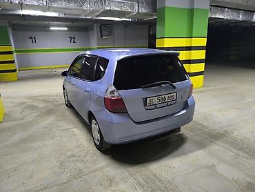 Honda: Honda Fit: 2002 г., 1.3 л, Вариатор, Бензин — 4