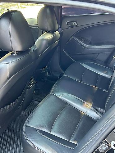 kia bongo: Kia Optima: 0.2 l | 2013 il Sedan — 4