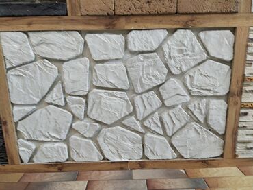 ideal kafel metlax: Aq rəngdə dekorativ daş panellər - Təbii daş teksturasını təqlid