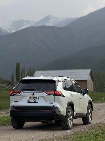 Toyota: Toyota RAV4: 2021 г., 2.5 л, Автомат, Гибрид, Кроссовер — 7