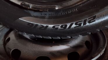 Колеса в сборе: Шина Pirelli 215 / 65 / R 16