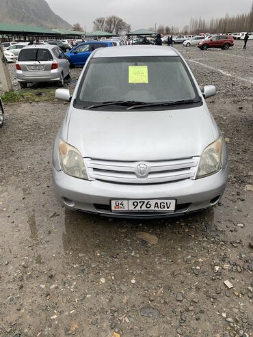 таета серф: Toyota ist: 2003 г., 1.5 л, Автомат, Бензин