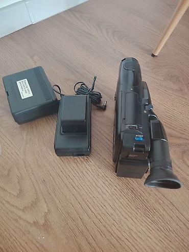 viar gozluk: Panasonic A3 VHS-C video kamera - Model: Panasonic A3 (NV‑A3 seriyası — 2