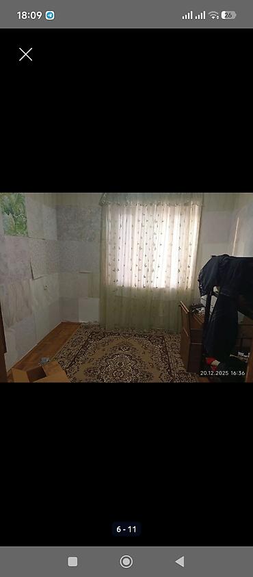 masa ve stullar: Sumqayıt 13 mikrayon 3 otaqlı ev orta blok 3 mərtəbə əşyaları ilə ofis — 4