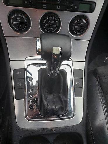 prodaja kola: RUČICA MENJAČA ZA VOLKSWAGEN PASSAT B6 | Rucica menjaca za Passta B6 — 1