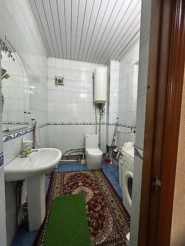 Продажа коттеджей и домов: Продаётся дом в ж/м Ала Тоо 5 соток,дом 193м2 •Дом из кирпича — 11