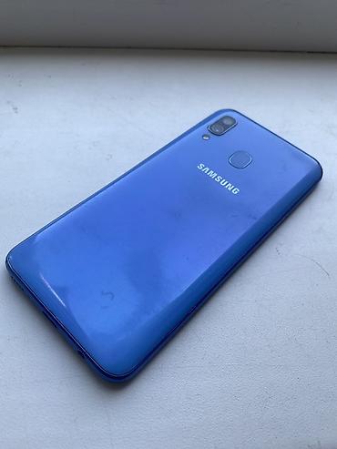goggle pixel: Samsung Galaxy A40, Б/у, 64 ГБ, цвет - Синий, 2 SIM — 2