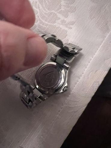 GUCCI muški ručni sat – klasični čelični model Needs a battery -