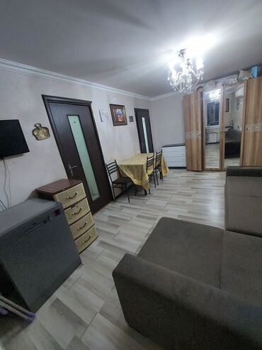 Mənzil kirayələyirəm: 1 otaqlı, 31 kv. m -da lalafo.az — 6 Mənzil kirayələyirəm: 1 otaqlı, 31 kv. m — 6