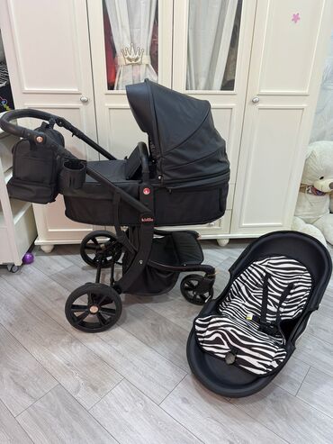 прогулочные коляски carrello quattro: DFunksional qara rəngli uşaq arabası Kidilo 110 azn satilir Yeni
