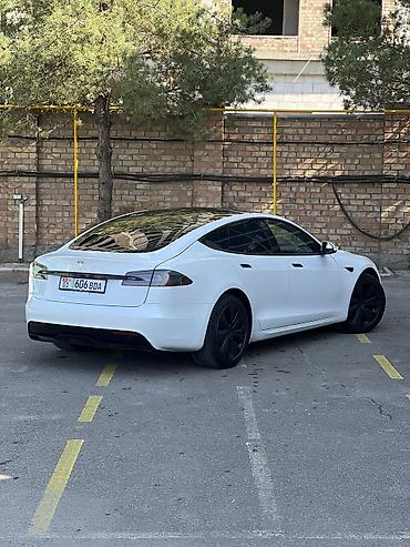 Tesla: Tesla Model S: 2022 г., Электромобиль, Фастбек — 3