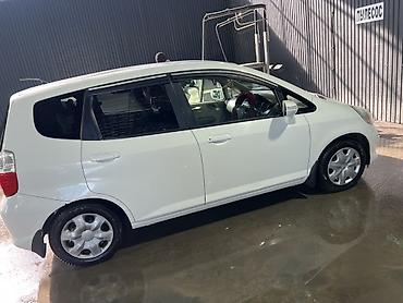 подогрев на сиденье автомобиля: Honda Fit: 2005 г., Автомат, Бензин, Хэтчбэк — 6