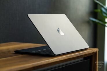 купить бу игровой компьютер: Ноутбук, Apple, 8 ГБ ОЗУ, Apple M2, 13.5 ", Б/у, Для работы, учебы, память SSD