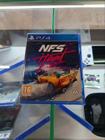 руль с педалями: Видеоигра Need for Speed Heat для консоли PlayStation 4. Игра