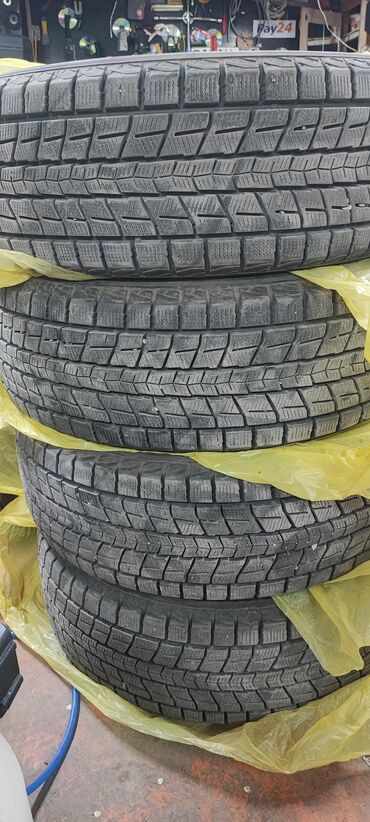Шины: Шины 235 / 55 / R 19, Зима, Новый, Комплект, Внедорожные (АТ/МТ), Япония, Dunlop