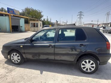danqrat satilir: Volkswagen Golf: 1.8 l. | 1992 il | Hetçbek