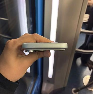 iphone 6s pulus: IPhone 17 Pro Max, Gümüşü, Qırıq — 7