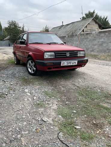 соната юф: Volkswagen Jetta: 1990 г., 1.8 л, Механика, Бензин, Седан