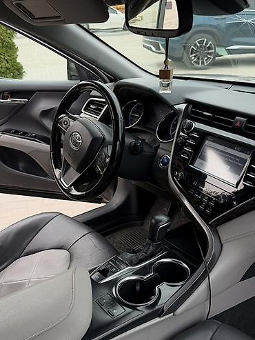 Транспорт: Toyota Camry: 2018 г., 2.5 л, Автомат, Гибрид, Седан — 5