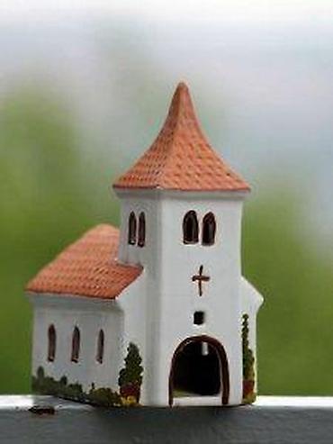Figure: CHURCH vintage England Ceramic. Ručno slikano. Prelepa stara engeska — 3