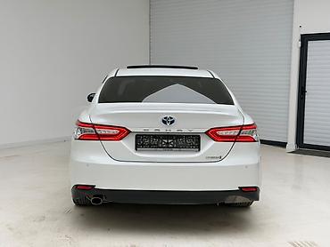 Toyota: Toyota Camry: 2018 г., 2.5 л, Автомат, Гибрид, Седан — 10