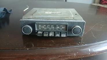 Klassik avtomobil üçün köhnə tipdə avtomobil radioması - Model