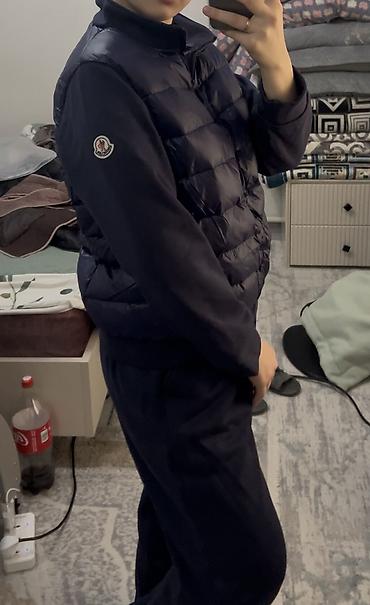 Спортивные костюмы: Женская двойка moncler в темно-синем цвете. Размер стандарт, совсем — 4