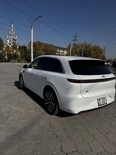 гели эмгранд: Lixiang L6: 2024 г., 1.5 л, Автомат, Электромобиль, Кроссовер — 3