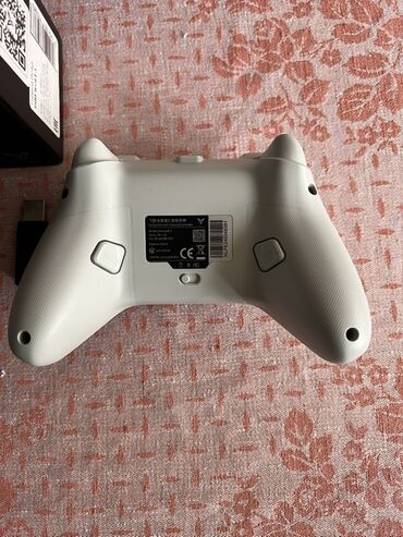Игровые диски и картриджи: Xbox tipli gamepad satılır. Kabel, USB və Bluetooth vasitəsilə