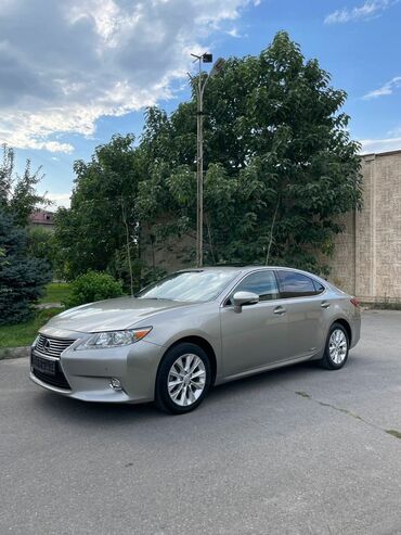 Lexus: Lexus ES: 2015 г., 2.5 л, Автомат, Гибрид, Седан