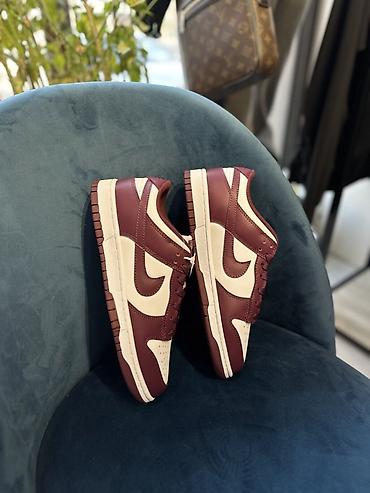 обувь drop: Nike Dunk Low Retro - Модель: кроссовки Nike Dunk Low (низкий силуэт) — 3