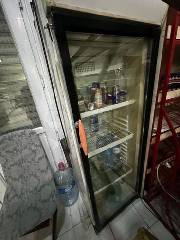 Konteynerlər: Sok vitrini 220m Mağaza baglanir deye satilir unvan Bileceri