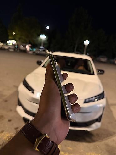 iphone 5 es: IPhone X, 64 GB, Gümüşü, Face ID — 7