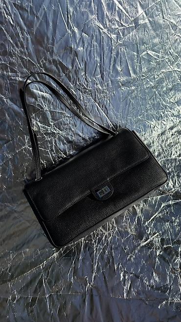 cole haan: Сумка женская, чёрная, из фактурной кожи (пебл). Элегантный — 4