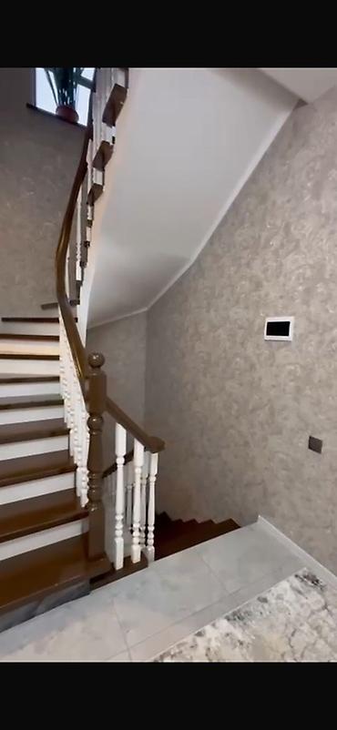 Продажа коттеджей и домов: Продается двухэтажный жилой дом с придомовой территорией и удобным — 29